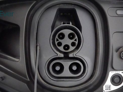 Used 2022 Jaguar I-PACE HSE image 26