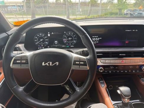 Used 2024 Kia Telluride SX Prestige X-Pro AWD/4WD image 8
