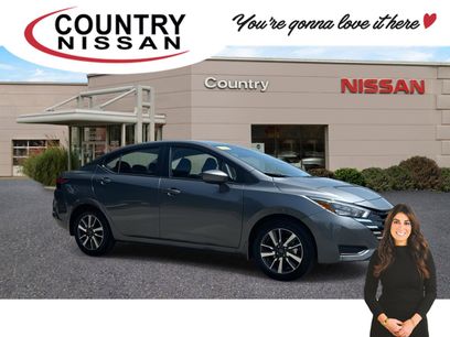 New 2025 Nissan Versa SV w/ Trunk Package