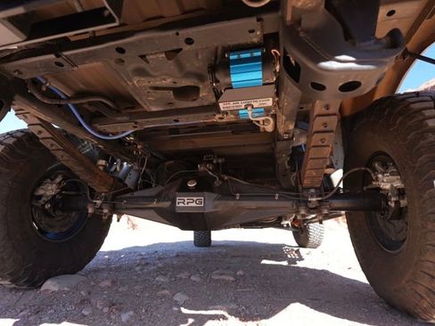 Used 2017 Ford F150 Raptor w/ Equipment Group 802A Luxury image 40