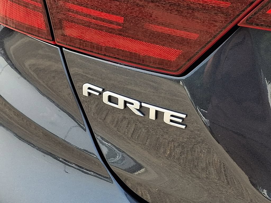 Used 2023 Kia Forte GT FWD image 34