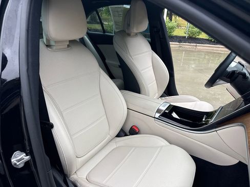 Used 2022 Mercedes-Benz C 300 Sedan image 33