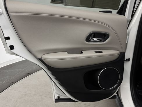 Used 2016 Honda HR-V EX-L image 23