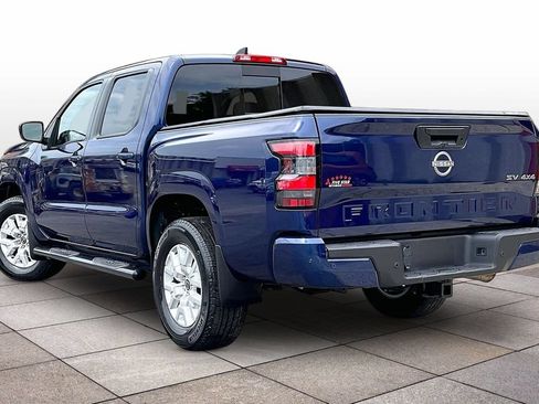 Used 2023 Nissan Frontier SV w/ SV Convenience Package AWD/4WD image 11