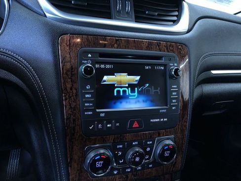 Used 2013 Chevrolet Traverse LTZ AWD/4WD image 29