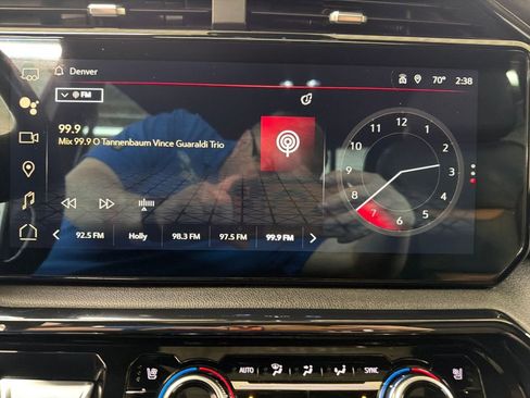 Used 2024 GMC Sierra 2500 AT4 w/ AT4 Premium Plus Package image 26