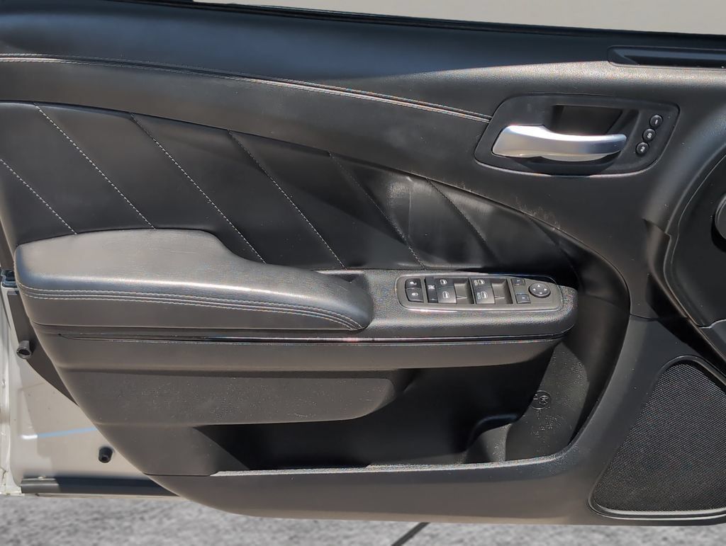 Used 2022 Dodge Charger Scat Pack w/ Daytona Edition Group RWD image 11
