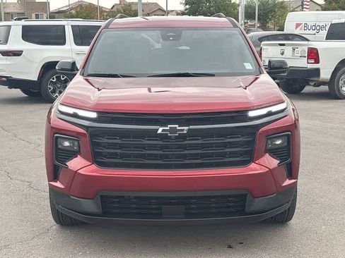 Used 2024 Chevrolet Traverse LT w/ Midnight/Sport Edition image 3