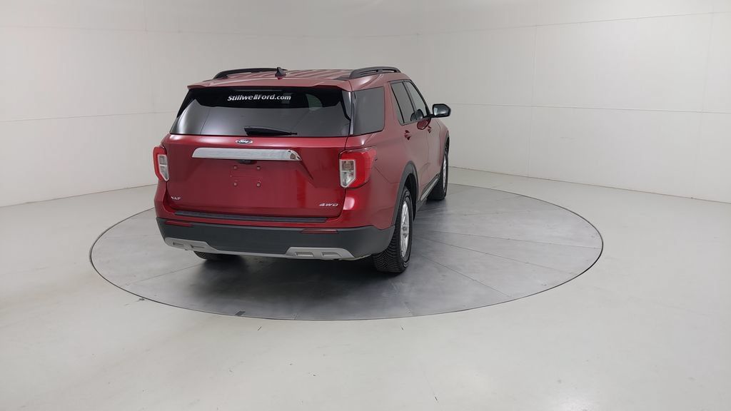 Certified 2022 Ford Explorer XLT w/ Equipment Group 202A AWD/4WD image 15
