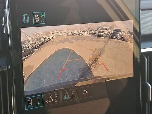 Used 2025 GMC Acadia Elevation image 23