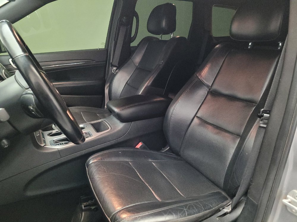 Used 2020 Jeep Grand Cherokee Limited w/ Luxury Group II RWD image 17