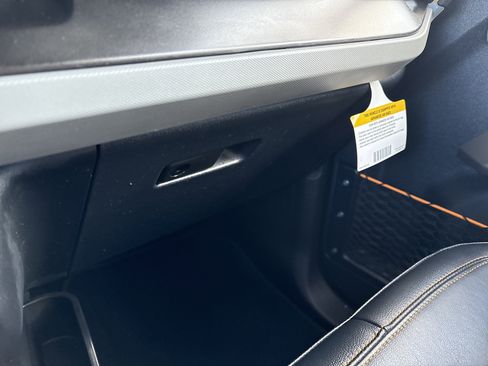 Used 2023 Ford Bronco Badlands image 24