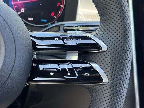 New 2026 Mercedes-Benz GLC 300 4MATIC image 37