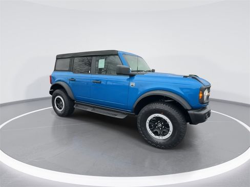 New 2025 Ford Bronco Big Bend w/ Black Diamond Package image 2