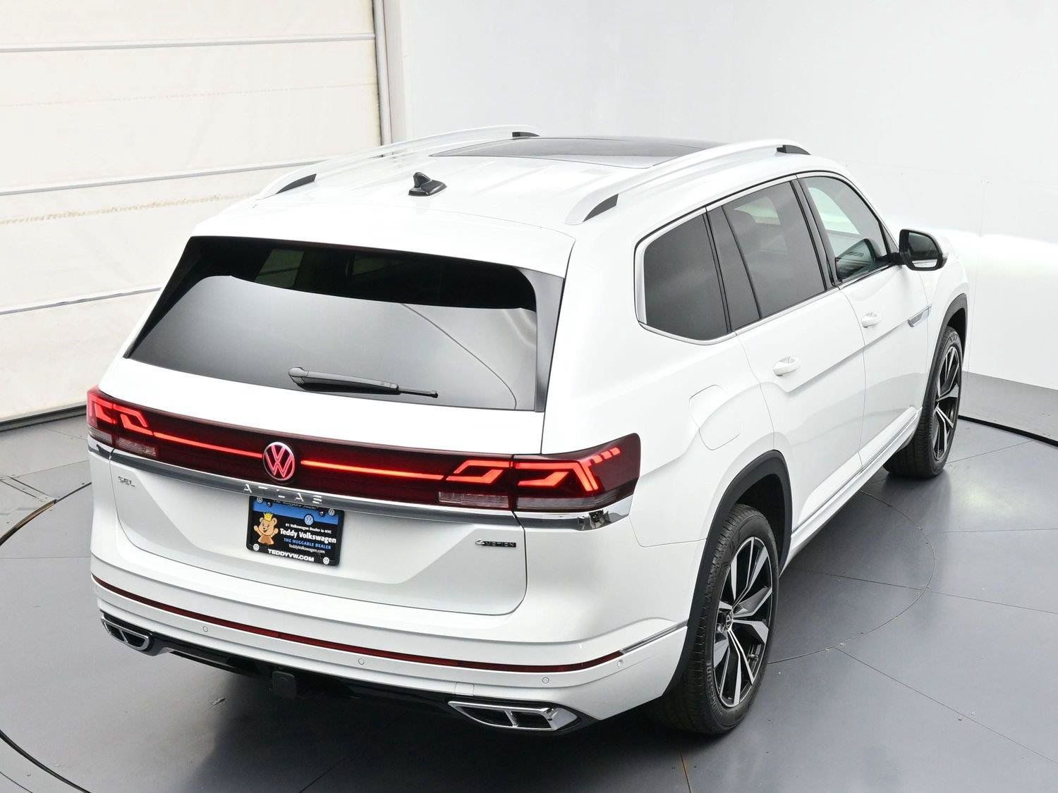 Used 2026 Volkswagen Atlas SEL Premium R-Line AWD/4WD image 40