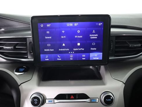 Used 2023 Ford Explorer XLT w/ XLT Sport Appearance Package AWD/4WD image 56