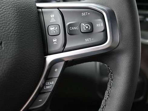 New 2026 RAM 2500 Big Horn AWD/4WD image 26