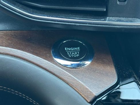 Used 2022 Ford Explorer King Ranch w/ Class IV Trailer Tow Package image 5