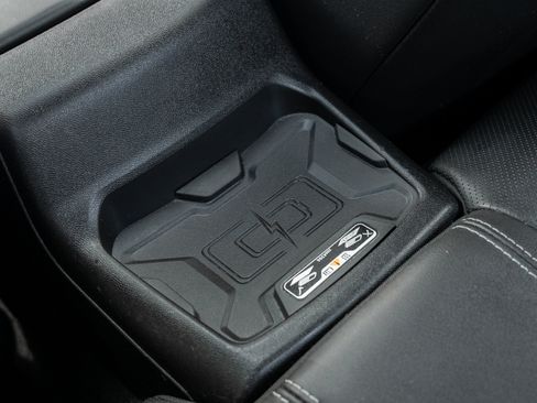 Used 2017 Chevrolet Camaro SS RWD image 29