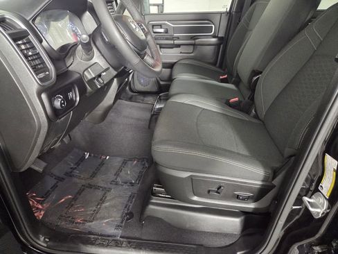 Used 2025 RAM 2500 Big Horn image 12