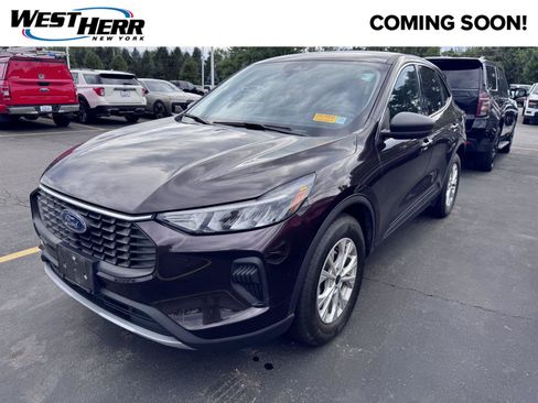 Used 2023 Ford Escape Active AWD/4WD image 1