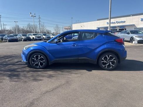Used 2018 Toyota C-HR XLE image 13