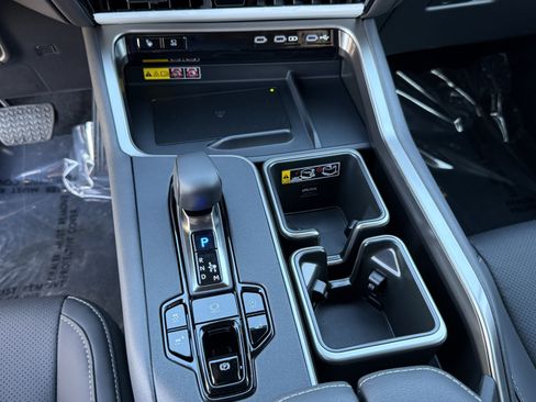 New 2026 Lexus TX 350 AWD image 25
