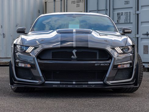 Certified 2021 Ford Mustang Shelby GT500 w/ Technology Package RWD image 8