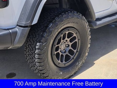 Used 2023 Jeep Wrangler Unlimited Rubicon w/ Xtreme 35 Tire Package AWD/4WD image 14