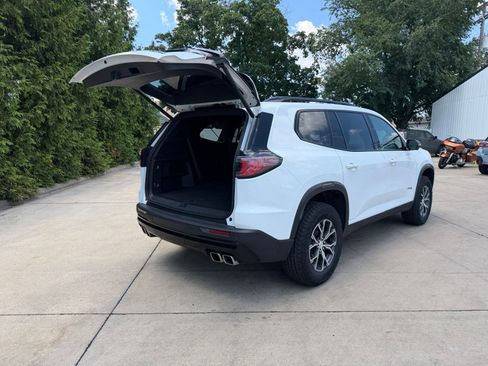 Used 2024 GMC Acadia AT4 w/ Luxury Package AWD/4WD image 34