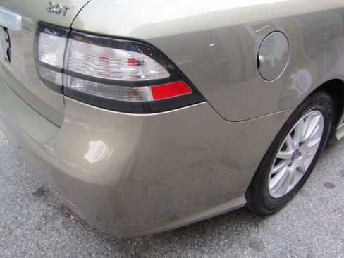 Used 2008 Saab 9-3 2.0T w/ Cold Weather Package FWD image 16