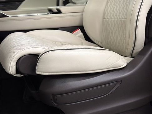 Used 2023 Lincoln Navigator L Black Label image 19