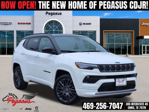 Used 2024 Jeep Compass Limited w/ High Altitude Package AWD/4WD image 1
