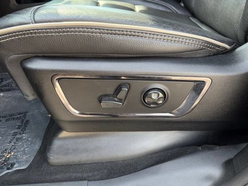 Used 2022 RAM 1500 Limited AWD/4WD image 8