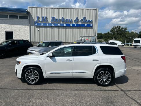 Used 2023 GMC Acadia Denali w/ Denali Ultimate Package AWD/4WD image 8