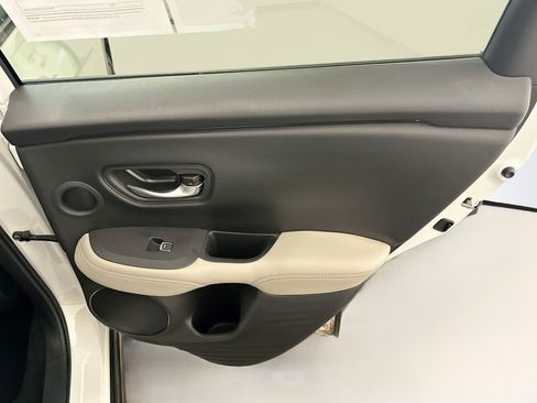 Used 2026 Honda HR-V EX-L image 31