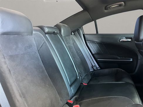 Used 2019 Dodge Charger Scat Pack w/ Plus Group image 17
