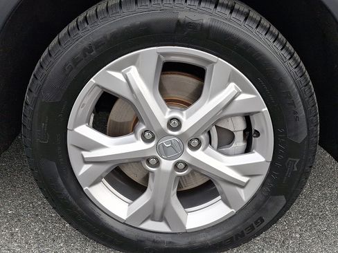 Certified 2025 Honda HR-V LX image 8