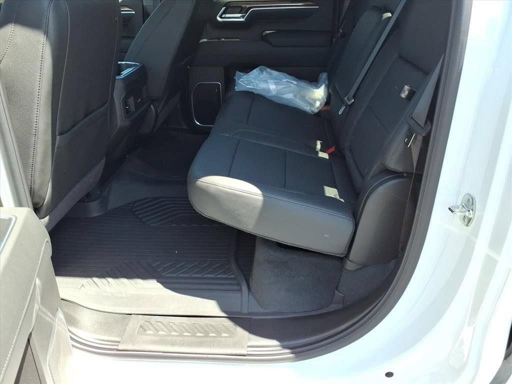 New 2026 Chevrolet Silverado 1500 RST w/ Z71 Off-Road Package AWD/4WD image 10