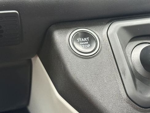 Used 2020 Land Rover Defender 110 HSE image 25