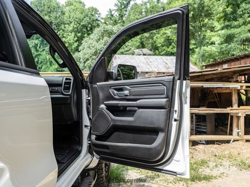 Used 2025 RAM 1500 Big Horn AWD/4WD image 22