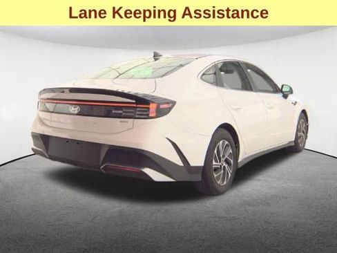 Used 2026 Hyundai Sonata Blue FWD image 5