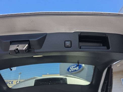 Certified 2024 Ford Escape ST-Line w/ Tech Pack #1 AWD/4WD image 13