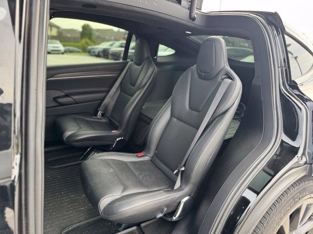 Used 2022 Tesla Model X AWD/4WD image 6