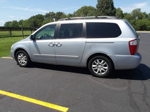 Used 2006 Kia Sedona EX FWD image 12