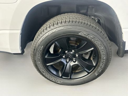 Used 2023 RAM 1500 Big Horn AWD/4WD image 11