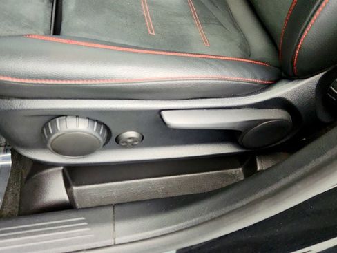 Used 2022 Mercedes-Benz GLB 250 image 12