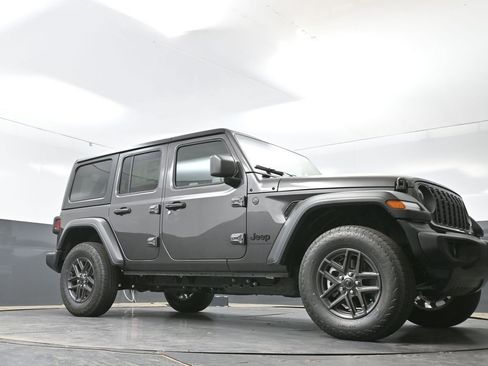 New 2026 Jeep Wrangler Unlimited Sport AWD/4WD image 39
