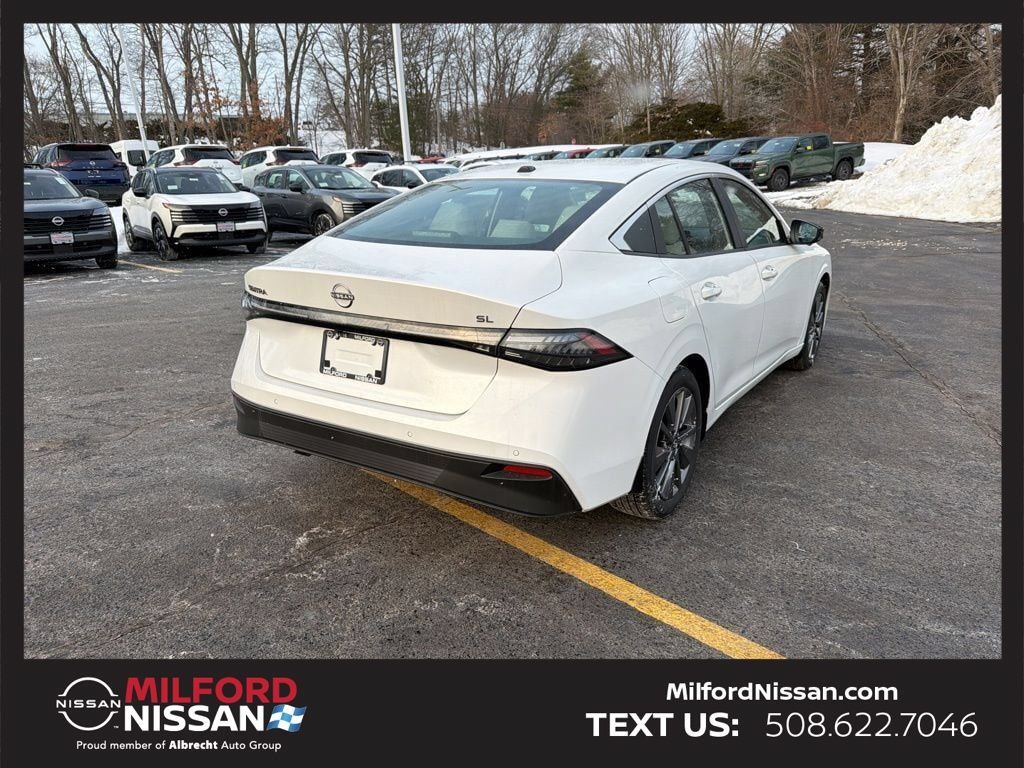 Used 2026 Nissan Sentra SL w/ Floor Mat Package FWD image 8