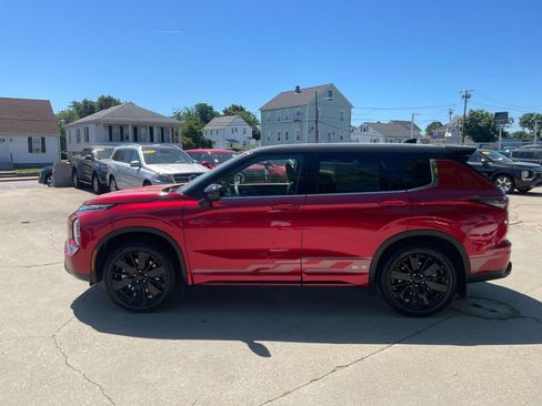 New 2026 Mitsubishi Outlander AWD image 9